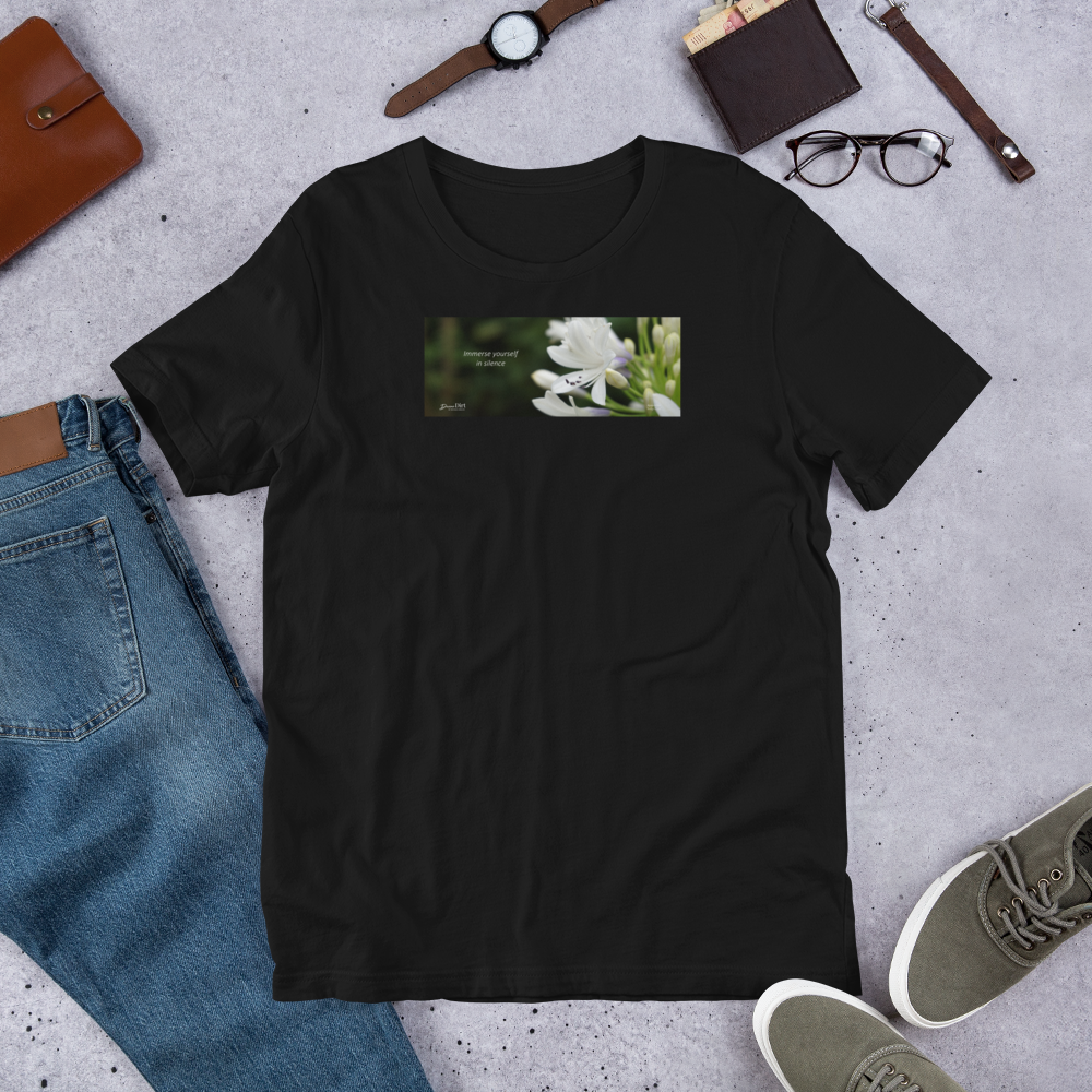 Agapanthus-Indigo Frost. “Immerse yourself in silence”. Short-Sleeve Unisex T-Shirt