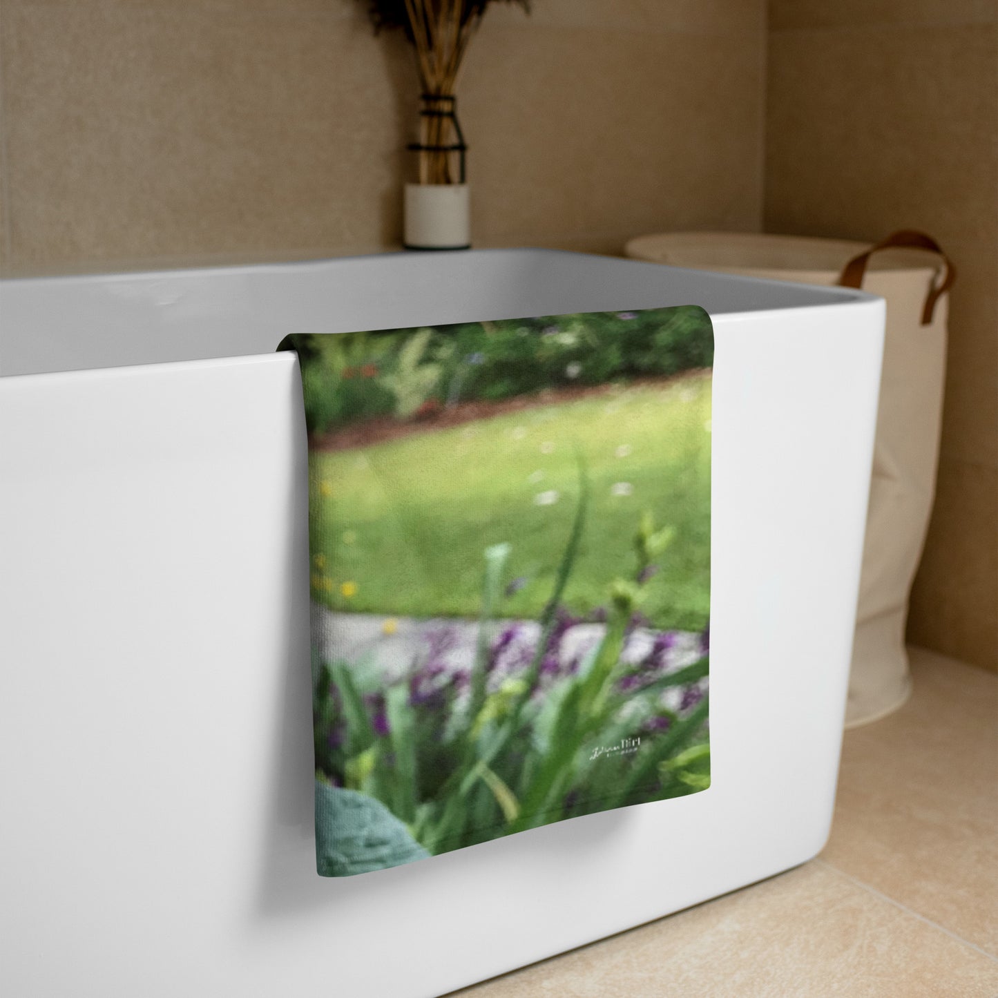 Gerbera Daisy 'Perspective' Towel