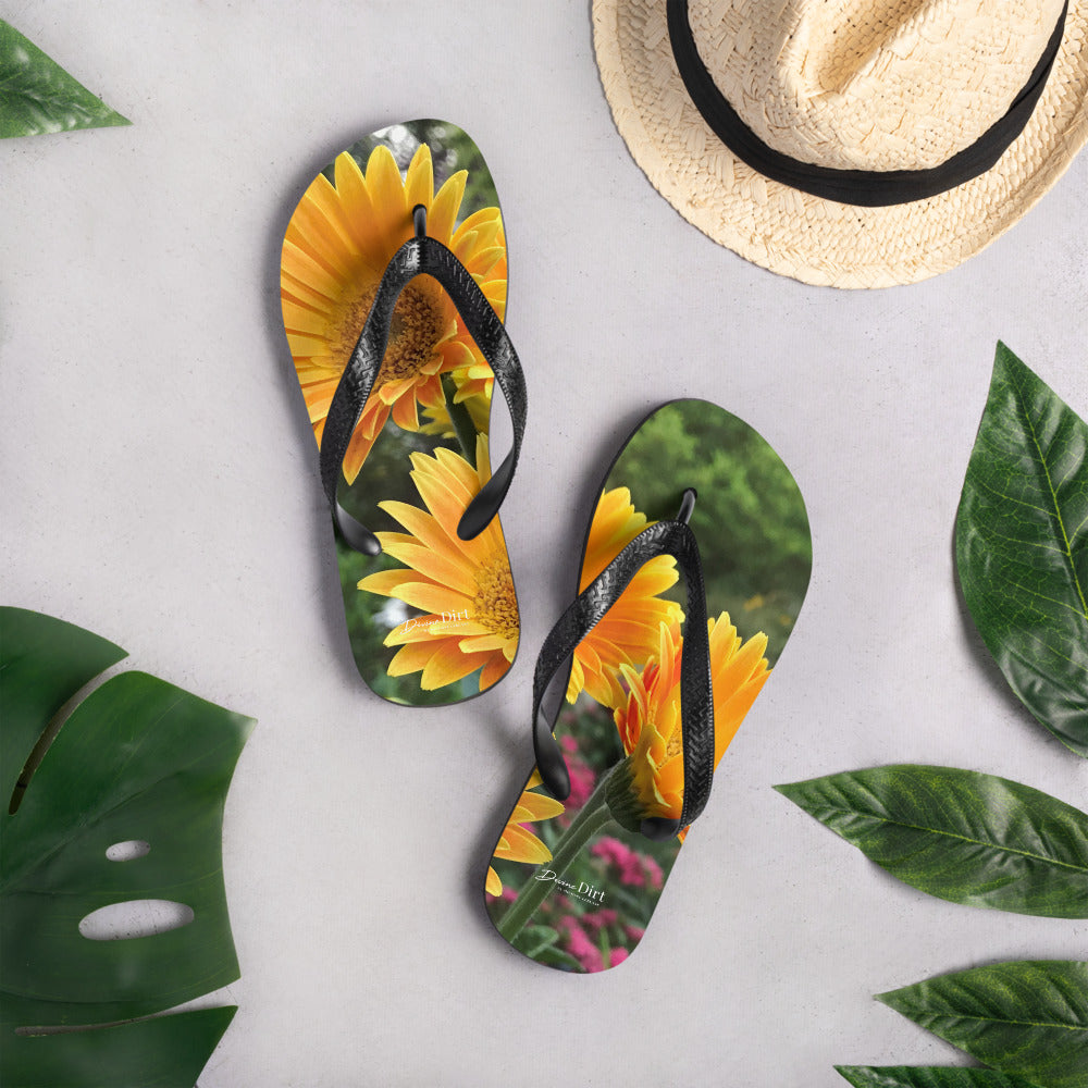 Gerbera Daisy 'Perspective' Flip-Flops